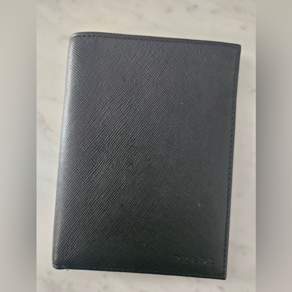 Prada Saffiano Men’s Bifold Wallet